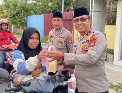 Sentuhan Ramadhan, Jalur Trans Sulawesi: “Polres Parigi Moutong.” Berbagi Takjil Kepada Pengguna Jalan