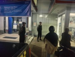 Polres Bangkep, Amankan Pawai Takbir & Objek Vital di Kota Salakan