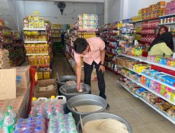 Polres Bangkep, Pantau Harga Pangan di Pasar Salakan, Pastikan Stok Aman & Stabil