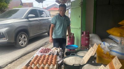 Polres Bangkep Pantau Harga Pangan di Pasar Salakan, Pastikan Stok Aman