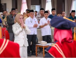 Gubernur Anwar Hafid Jadi Penguji Kehormatan Promosi Doktor Sekdaprov Sulteng Novalina