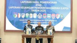 Luar Biasa., Bupati & Ketua DPRD, Terima Hasil:, Kab. Banggai Laut, Raih Opini WTP-BPK RI 9 Kali Berturut”